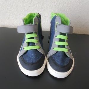 Toddler sneakers